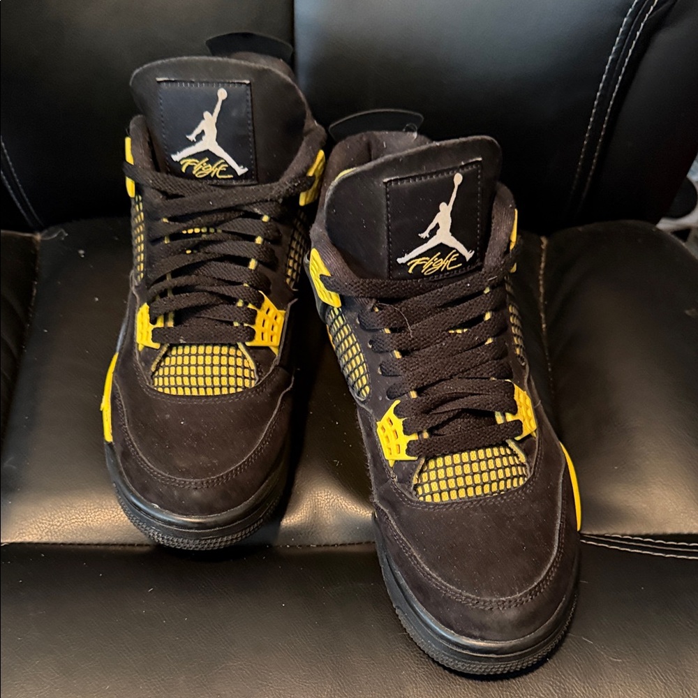 Jordan 4 Black and Yellow thunder Men's Sneakers